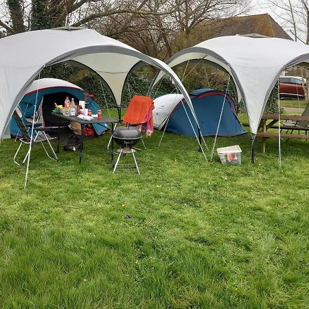 Basic 2P Tent Sotterum 호텔 Kornwerd 외부 사진