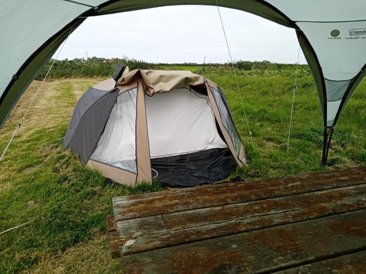 Basic 2P Tent Sotterum 호텔 Kornwerd 외부 사진